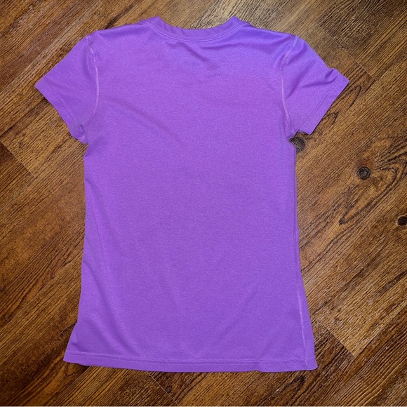 Nike Women's Dri Fit Short Sleeve Purple Activewear Shirt Size XS - Picture 6 of 8